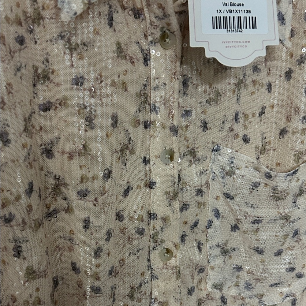 Women's Cream Floral Sequin Button-Up Shirt - Picture 5 of 5